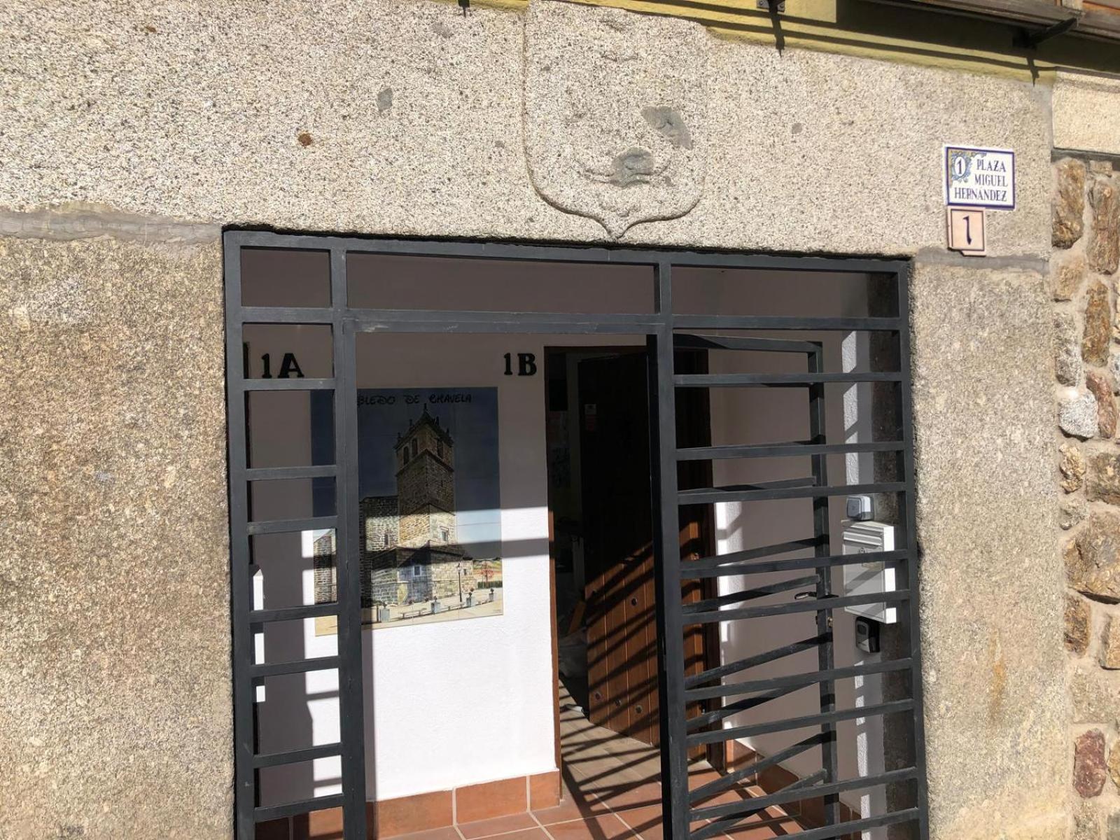 Apartamento Robledo De Chavela Plaza 1A Luaran gambar
